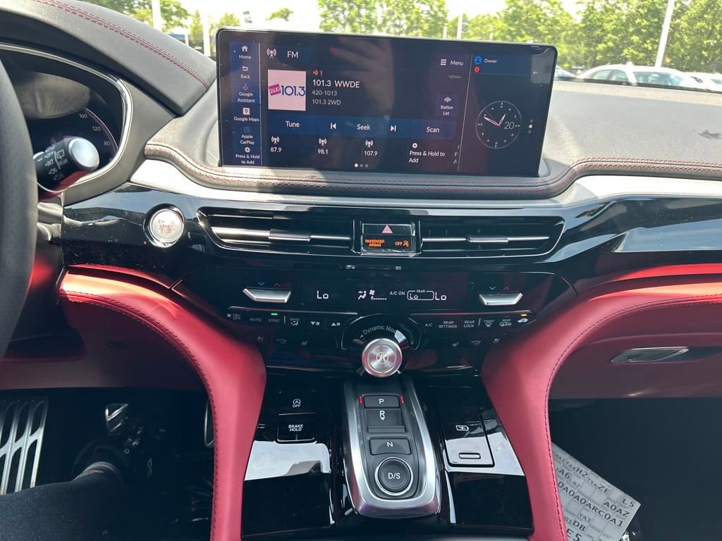 New 2025 Acura MDX SH-AWD image 11