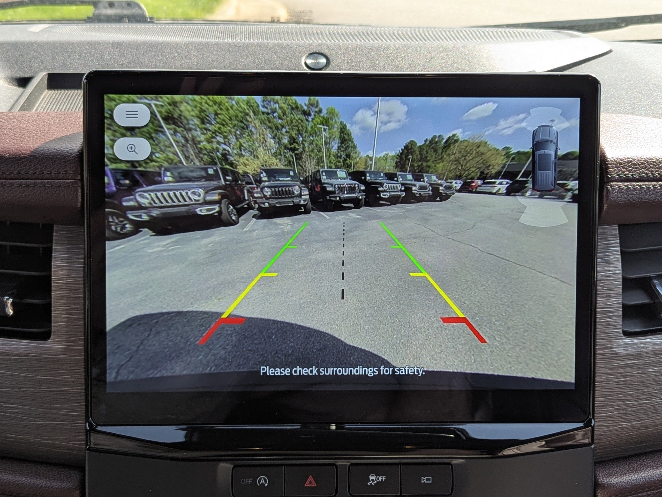 Used 2024 Ford Expedition Limited image 25