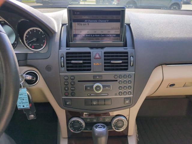 Used 2011 Mercedes-Benz C 300 4MATIC Sedan image 20
