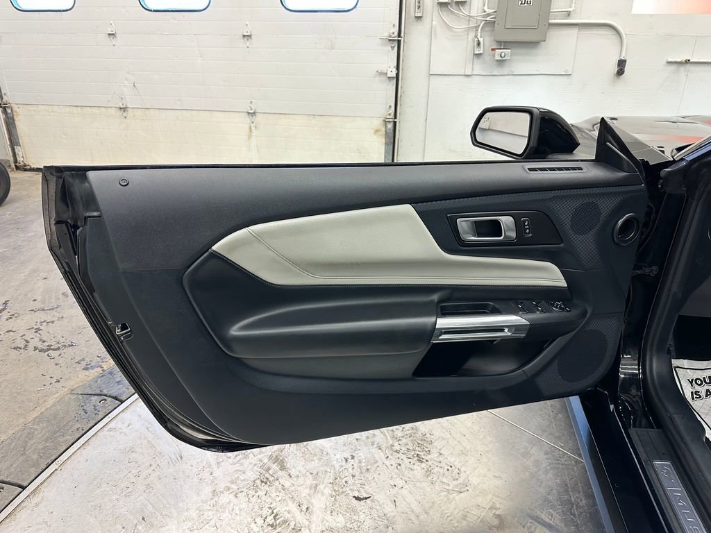 Used 2024 Ford Mustang Premium image 22