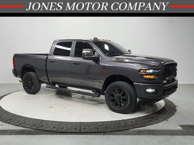 Used 2025 RAM 2500 Big Horn AWD/4WD image 1