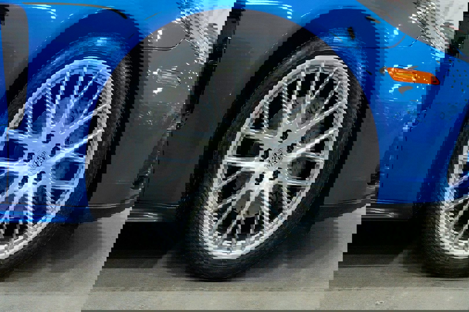 Used 2017 Porsche Panamera 4S image 15