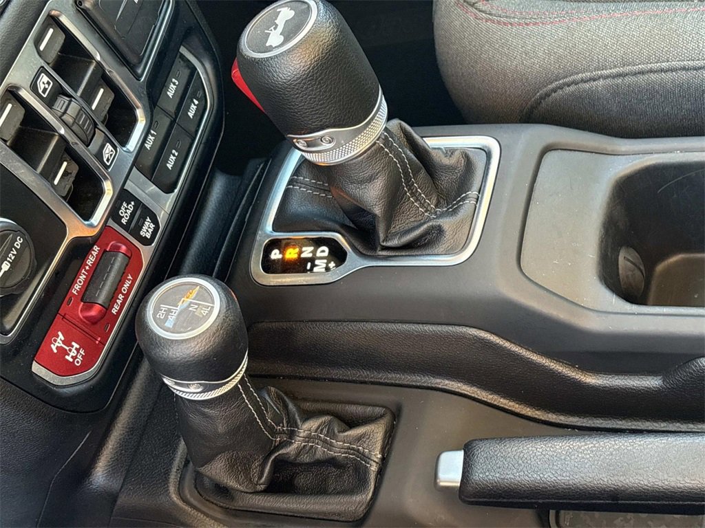 Used 2024 Jeep Wrangler Unlimited Rubicon image 31