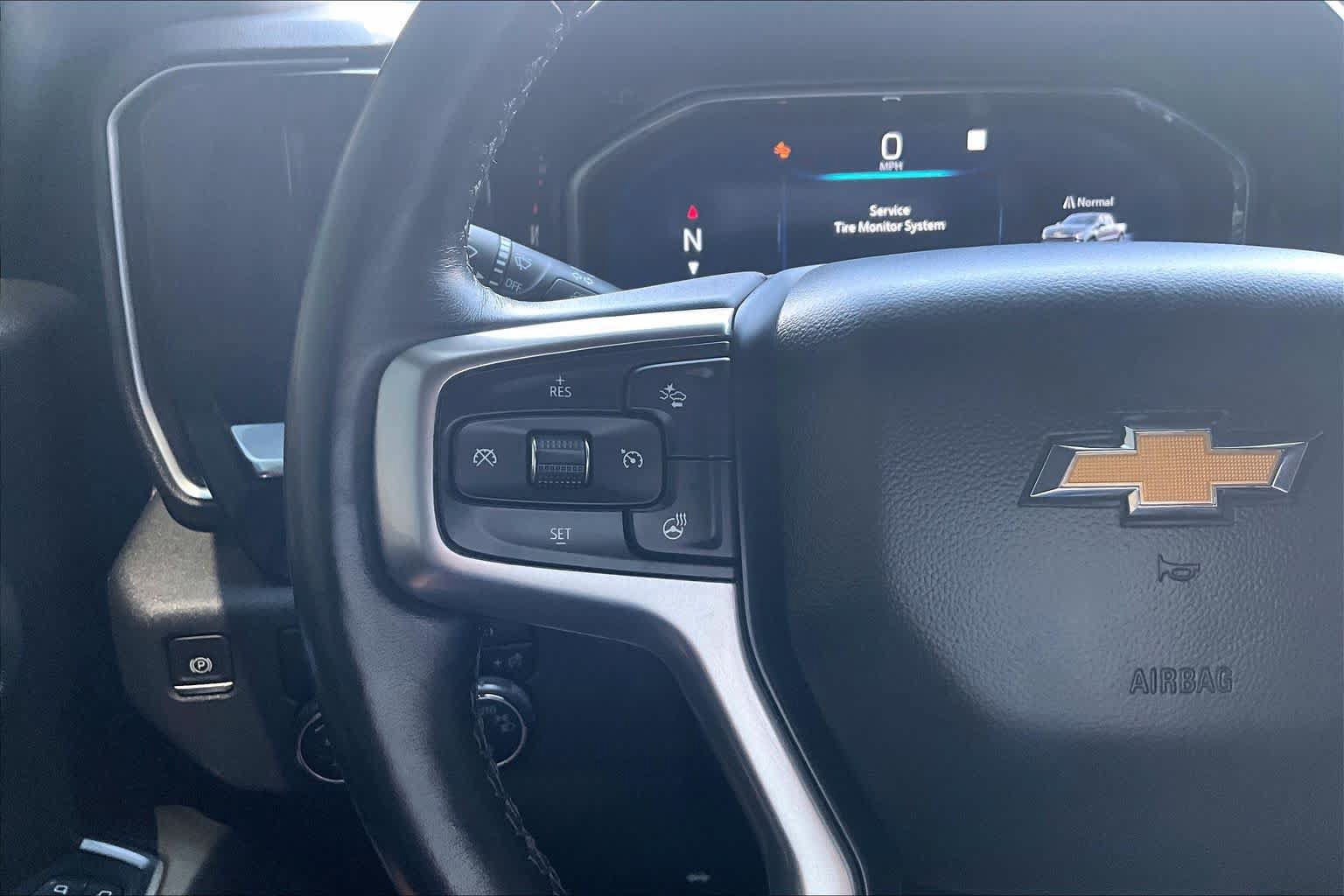 Used 2022 Chevrolet Silverado 1500 LT RWD image 17