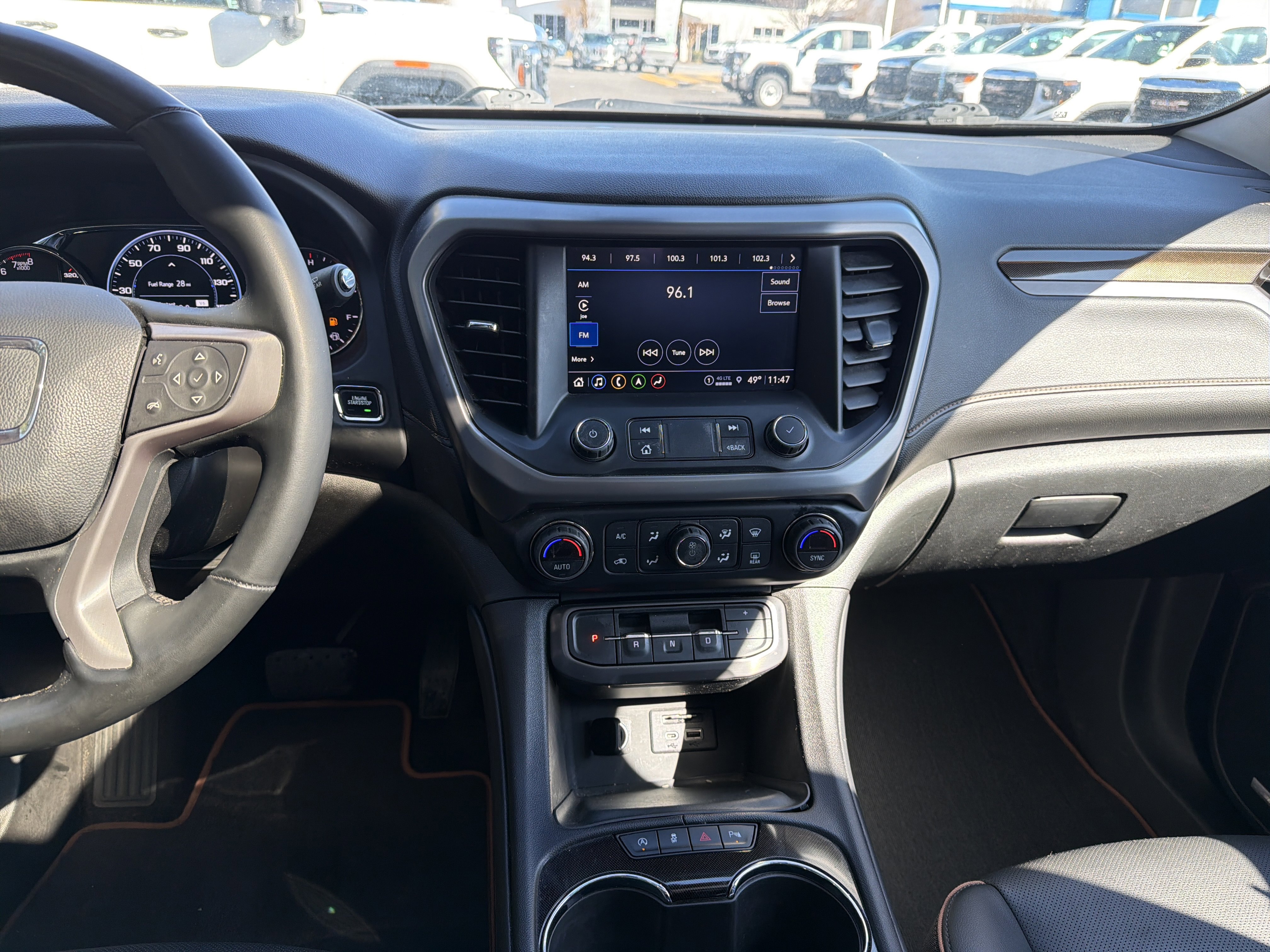 Used 2023 GMC Acadia AT4 w/ Technology Package image 29