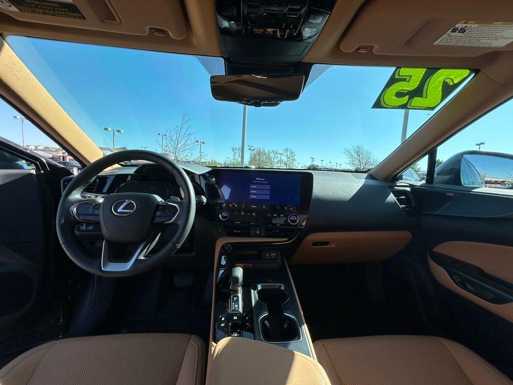 Used 2025 Lexus NX 350 AWD w/ Accessory Package (2T) image 11