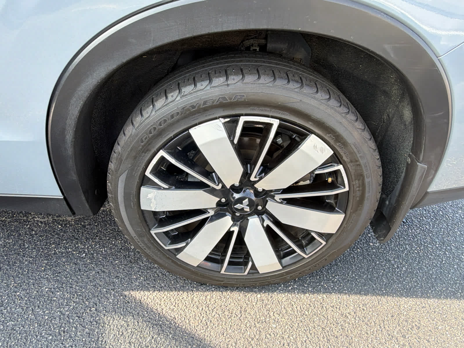 Used 2025 Mitsubishi Outlander SE FWD image 29