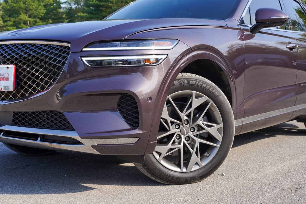 Used 2022 Genesis GV70 2.5T w/ Advanced Package AWD/4WD image 4