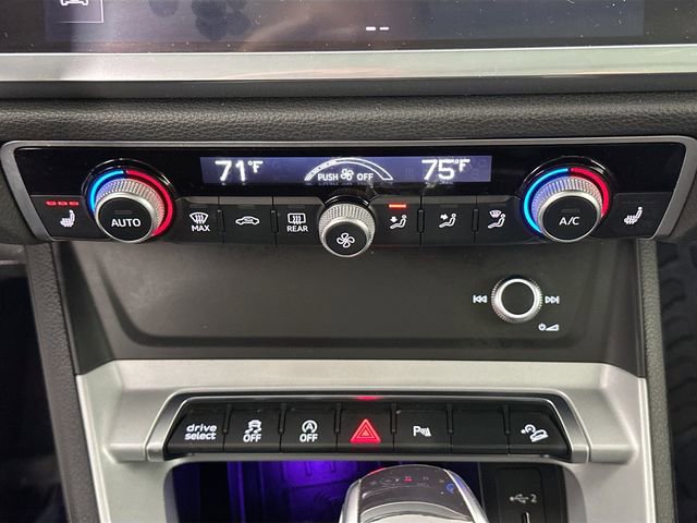 Used 2022 Audi Q3 2.0T Premium Plus image 14