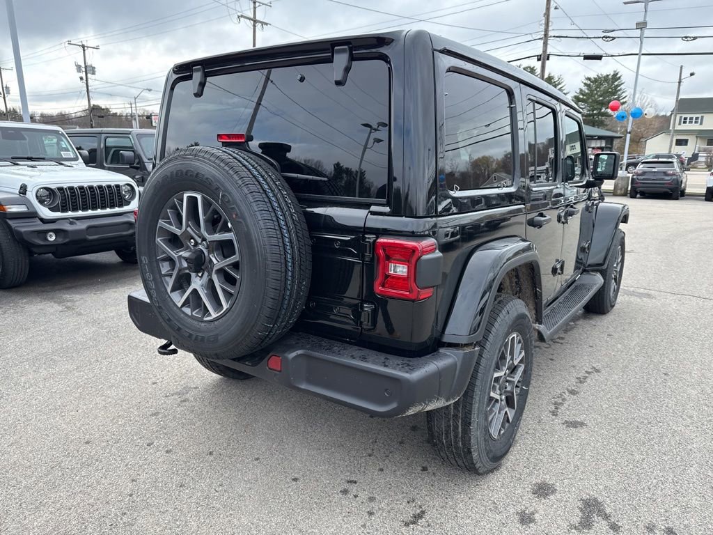 New 2026 Jeep Wrangler Sahara image 5