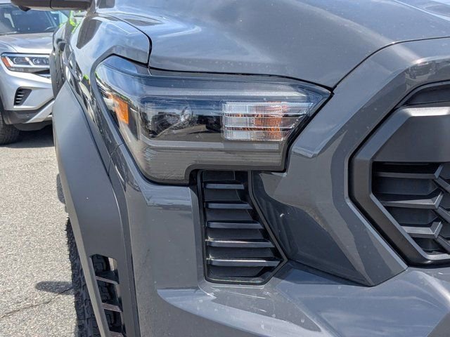 New 2026 Toyota Tacoma TRD Off-Road image 9