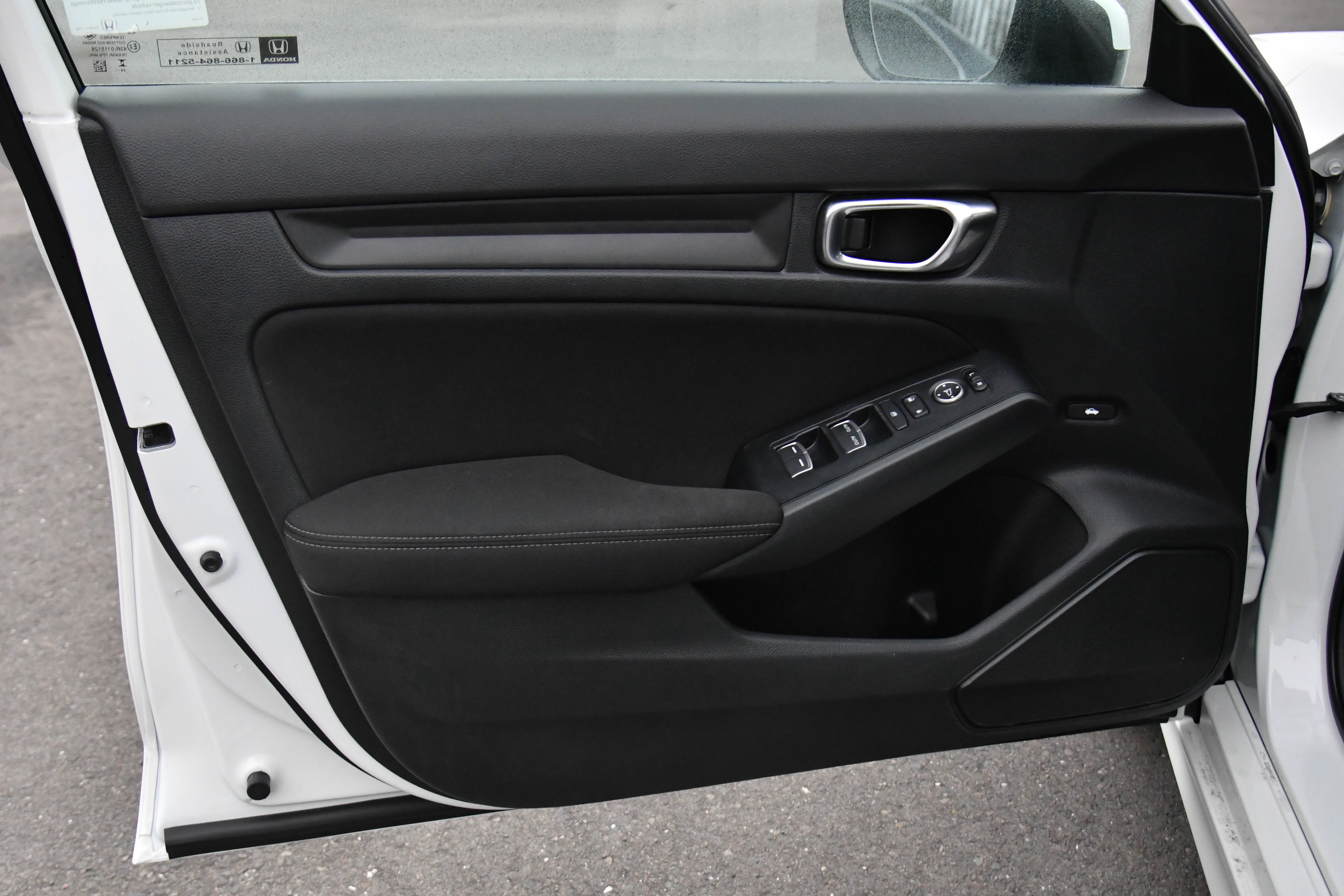 Used 2025 Honda Civic LX image 13