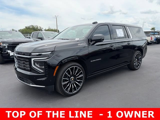 Certified 2025 Chevrolet Suburban High Country AWD/4WD image 3