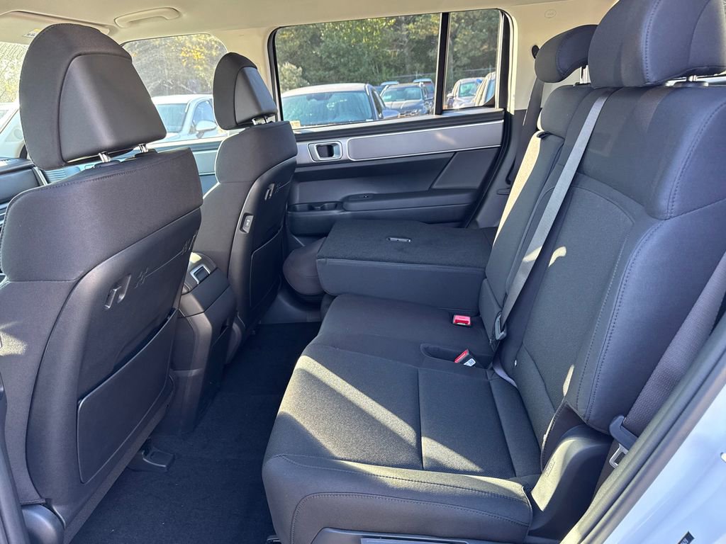 New 2026 Hyundai Santa Fe SE FWD image 11