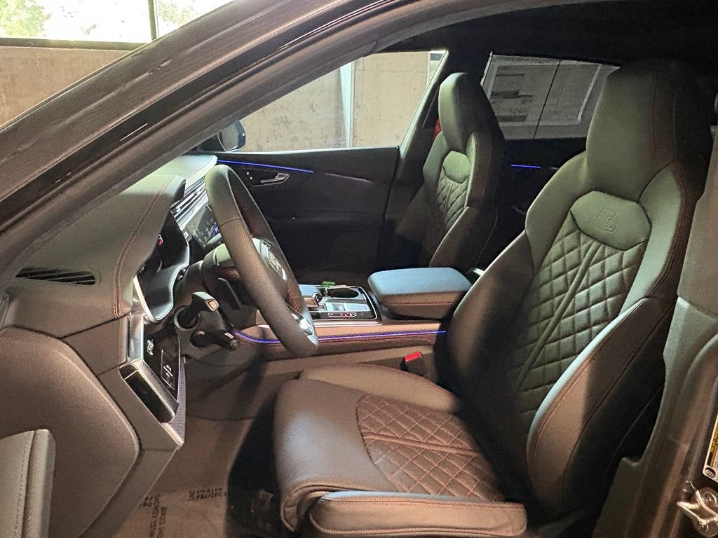 New 2026 Audi SQ8 Prestige AWD/4WD image 5