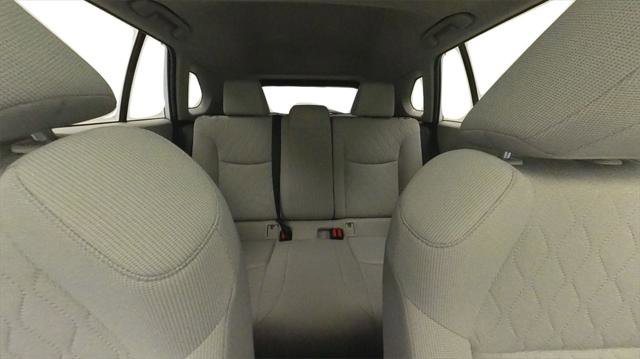 Certified 2022 Toyota Corolla Cross LE image 31