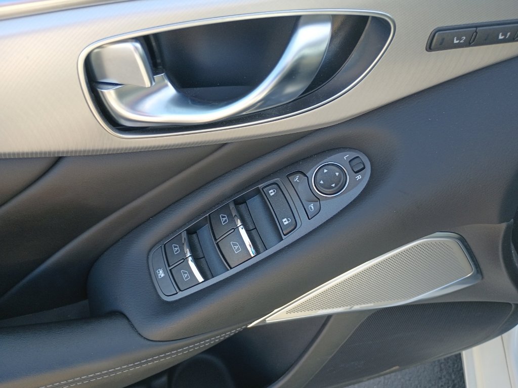 Used 2023 INFINITI Q50 Luxe image 13