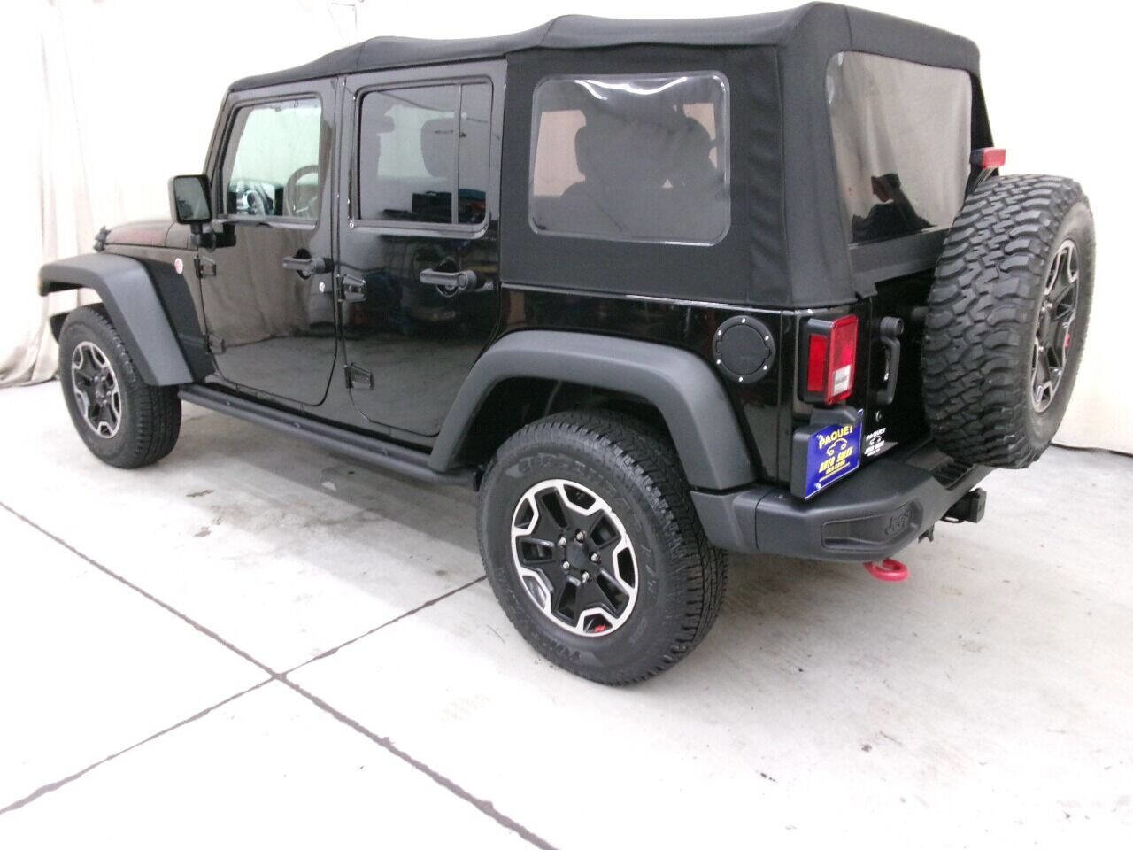 Used 2016 Jeep Wrangler Unlimited Rubicon image 6