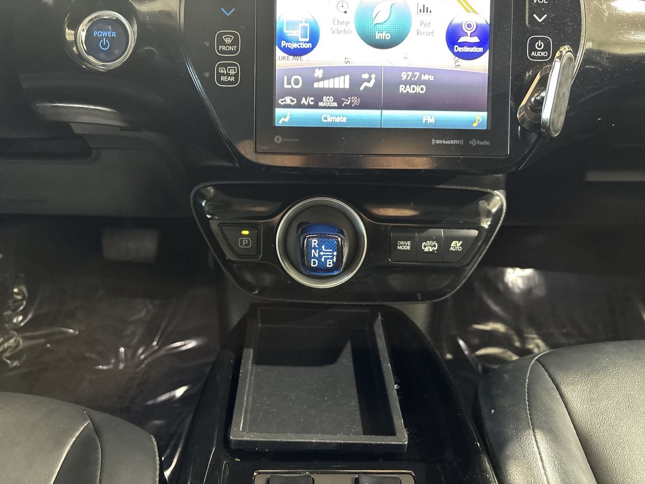 Used 2021 Toyota Prius Prime XLE w/ Carpet Mat Package (TMS) FWD image 21