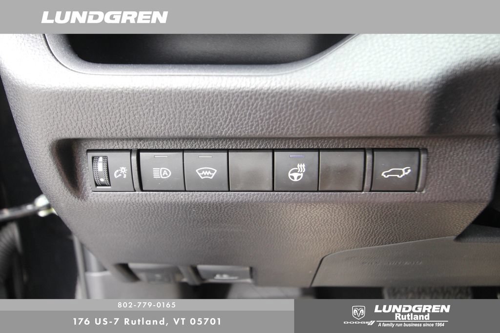 Used 2025 Toyota RAV4 XLE w/ Convenience Package AWD/4WD image 45