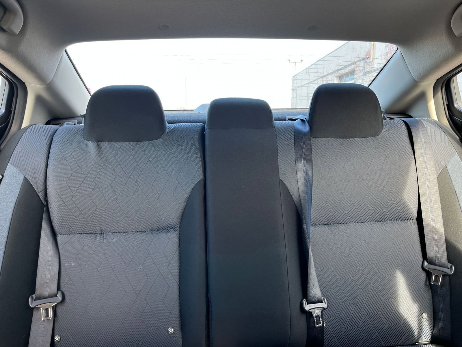 Used 2025 Nissan Versa SV image 37