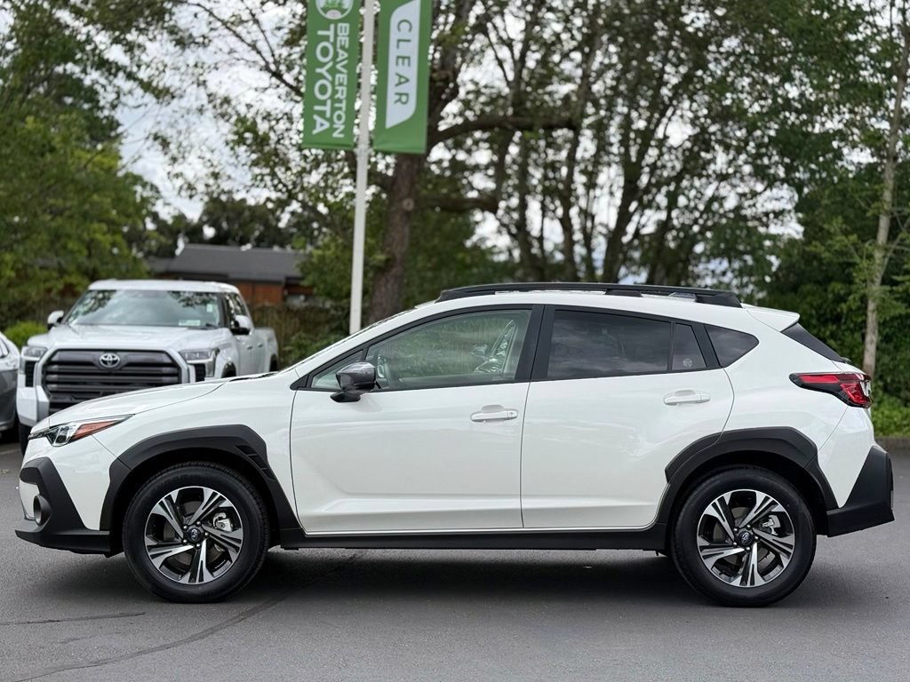 Used 2024 Subaru Crosstrek 2.0i Premium AWD/4WD image 2