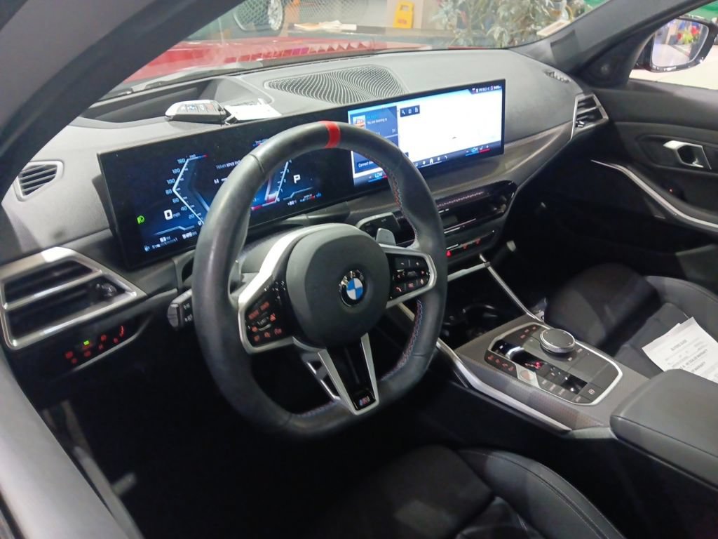 Used 2025 BMW M340i xDrive AWD/4WD image 4