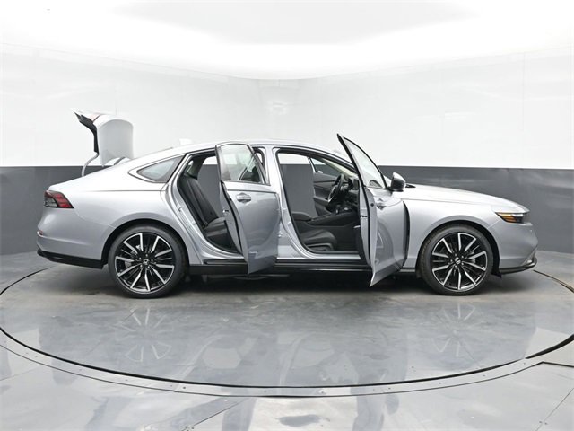 Used 2025 Honda Accord Touring image 50