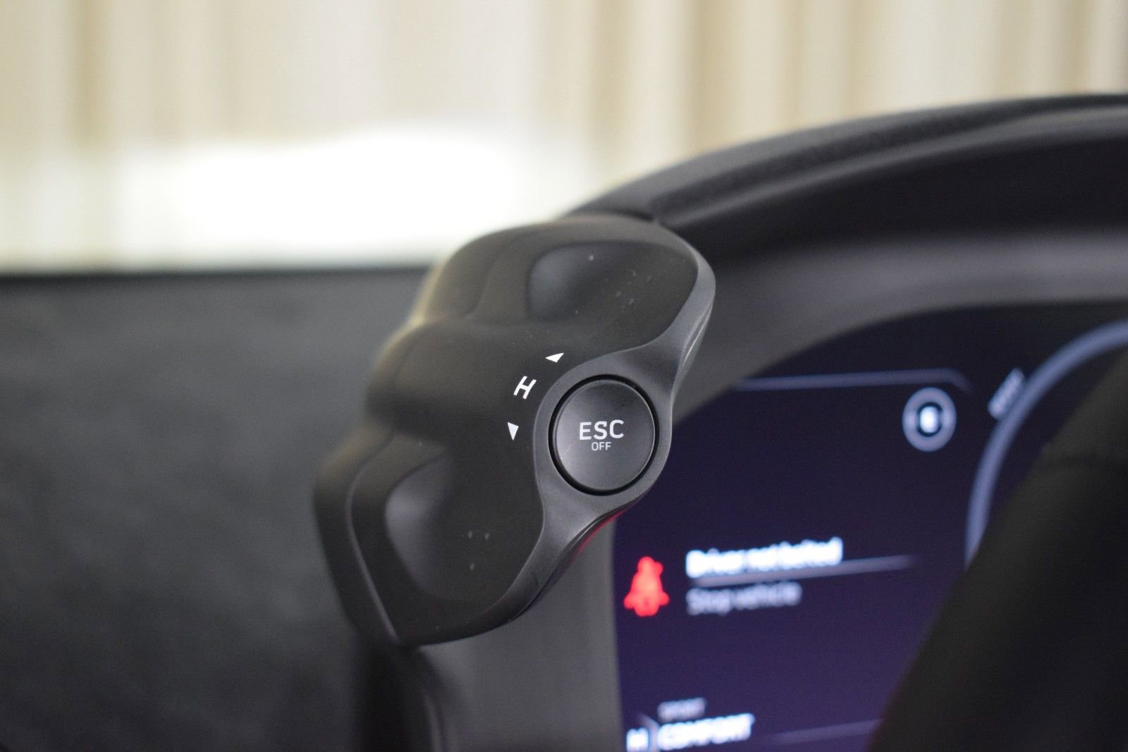 New 2026 McLaren Artura Spider image 27