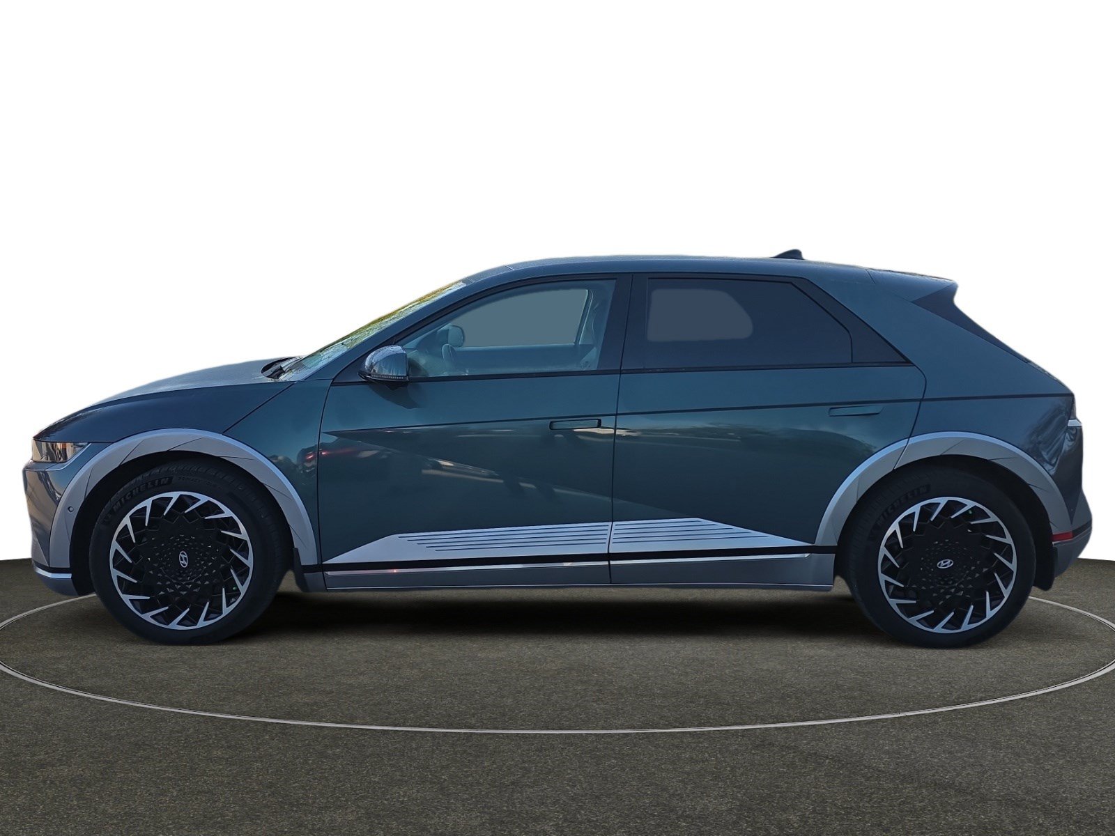 Certified 2024 Hyundai Ioniq 5 Limited AWD/4WD image 2