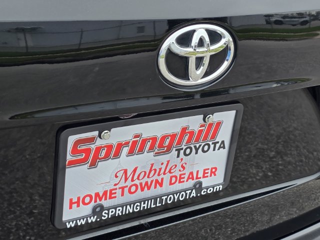 Used 2021 Toyota Highlander XLE FWD image 31