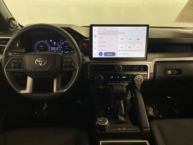 Used 2025 Toyota 4Runner TRD Off-Road Premium AWD/4WD image 26
