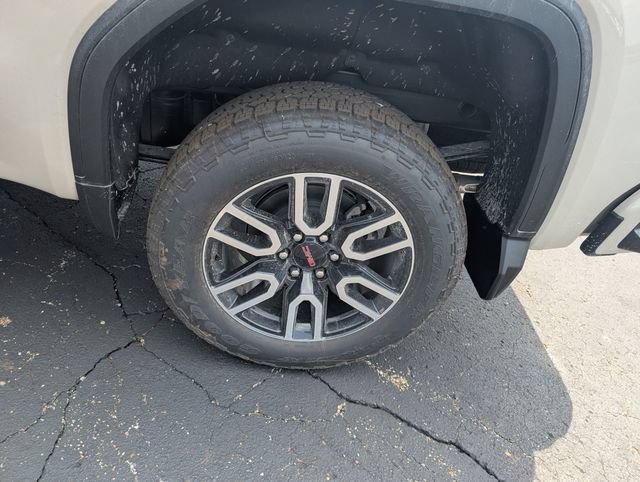 New 2026 GMC Sierra 1500 AT4 w/ AT4 Premium Package AWD/4WD image 24