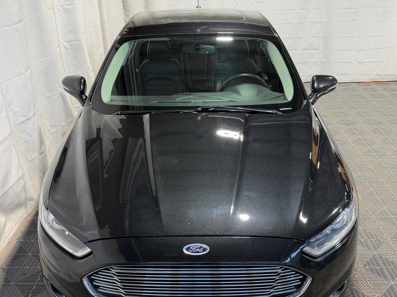 Used 2014 Ford Fusion SE w/ Equipment Group 202A FWD image 3