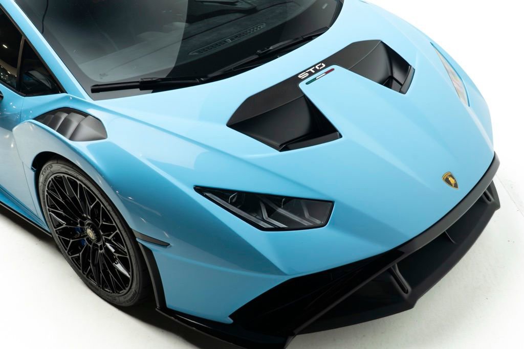 Used 2022 Lamborghini Huracan STO RWD image 53