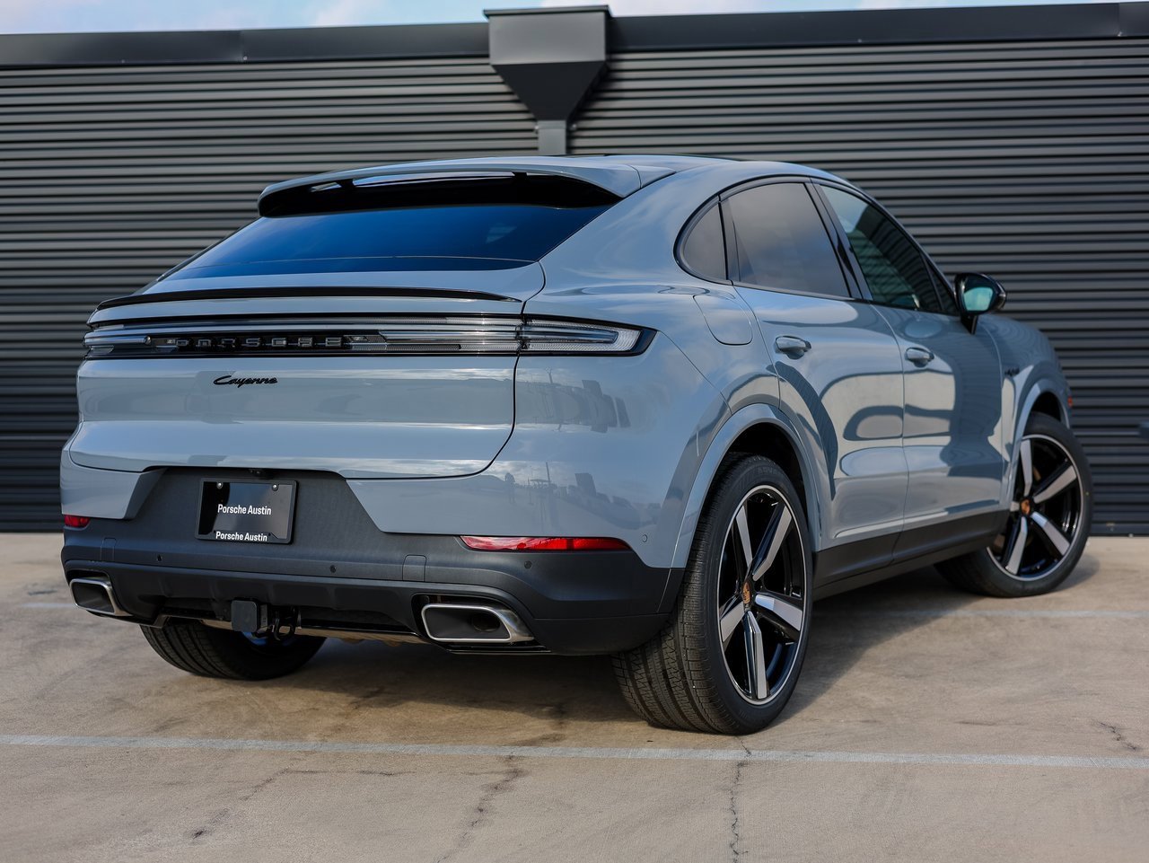 New 2026 Porsche Cayenne E-Hybrid Coupe image 7