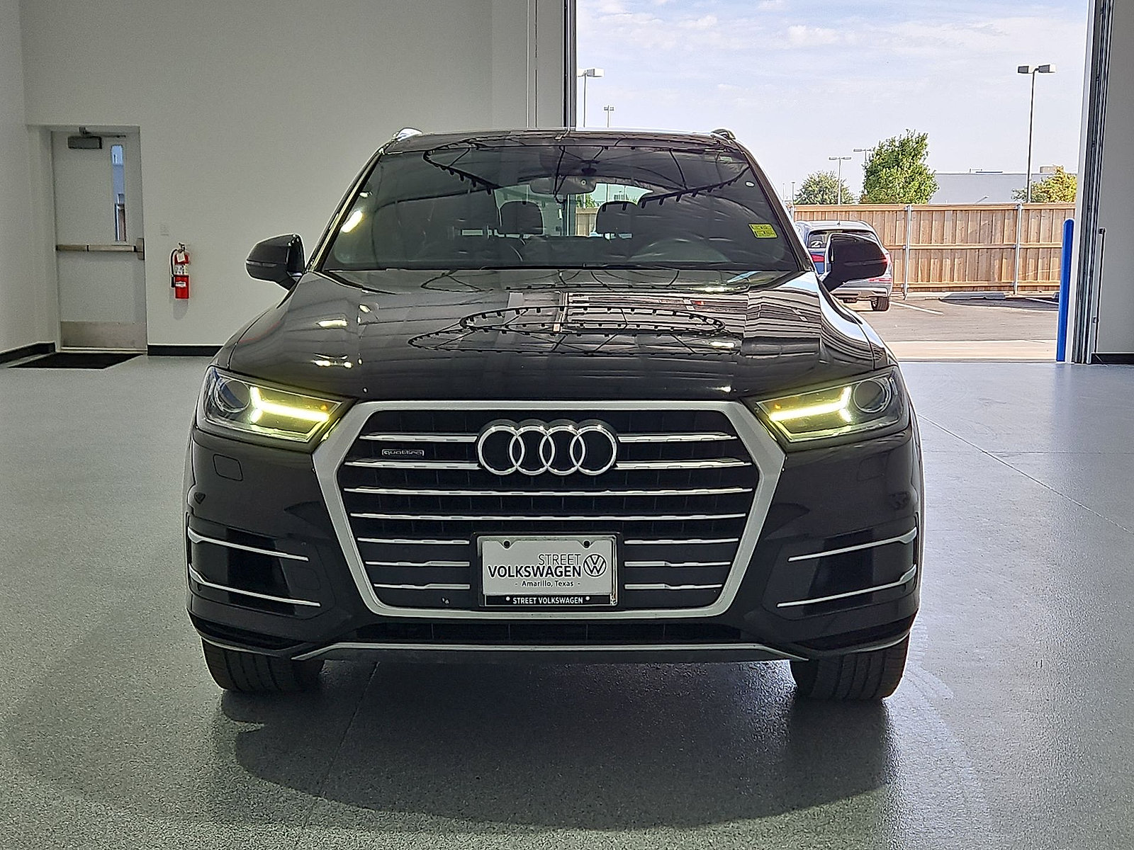 Used 2019 Audi Q7 3.0T Premium AWD/4WD image 3