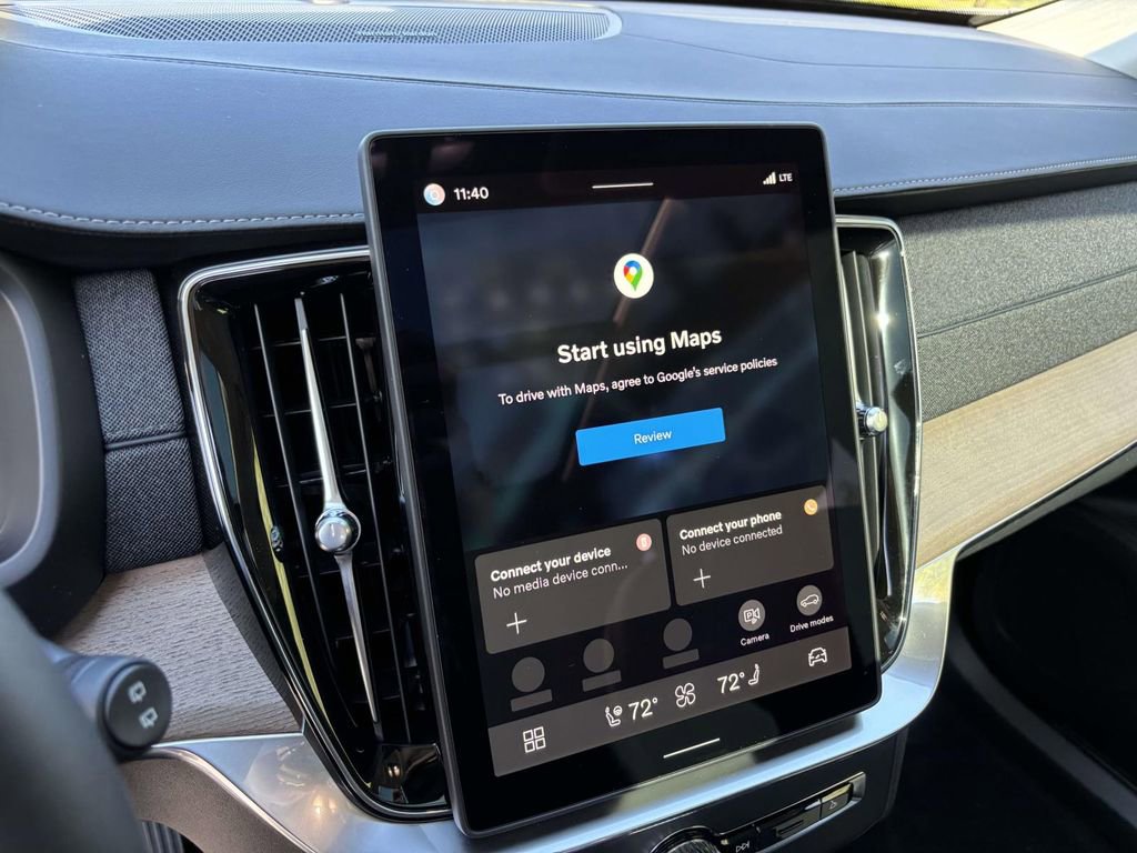 New 2026 Volvo XC90 B6 Plus w/ Protection Package Premier image 20