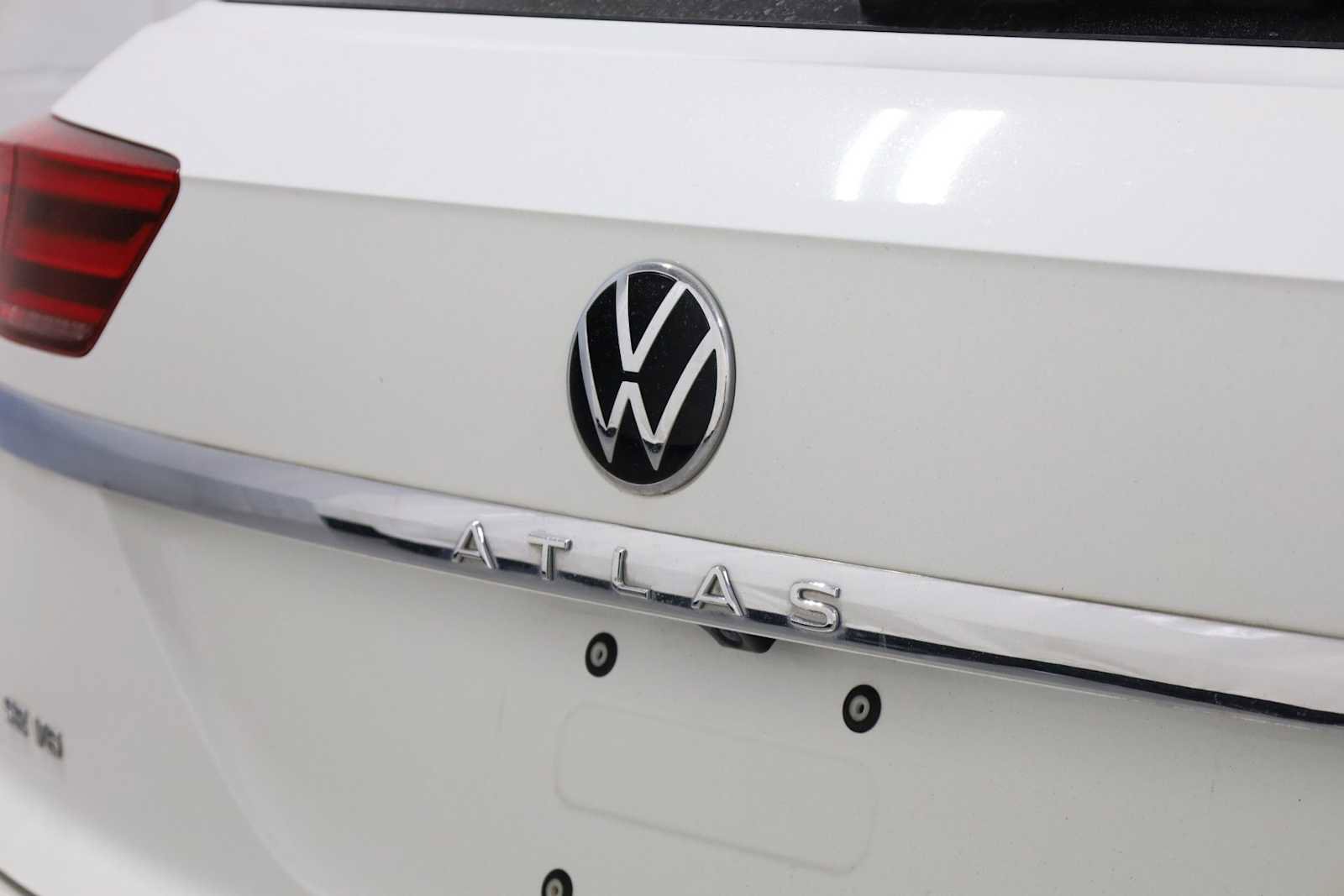 Used 2023 Volkswagen Atlas Cross Sport SE image 8