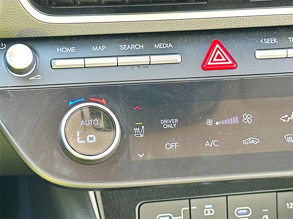 Used 2024 Hyundai Sonata SEL image 19