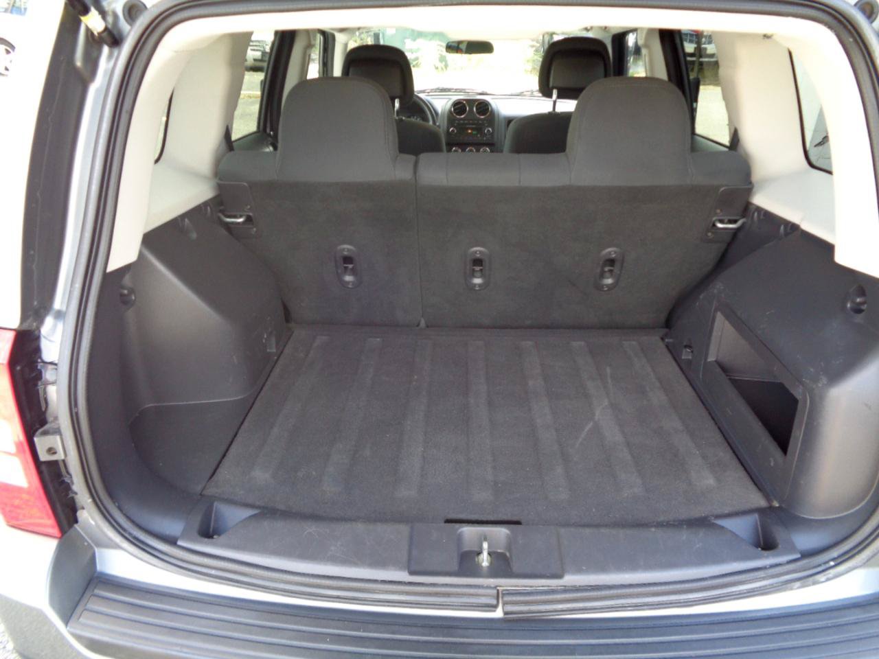 Used 2012 Jeep Patriot Sport FWD image 19