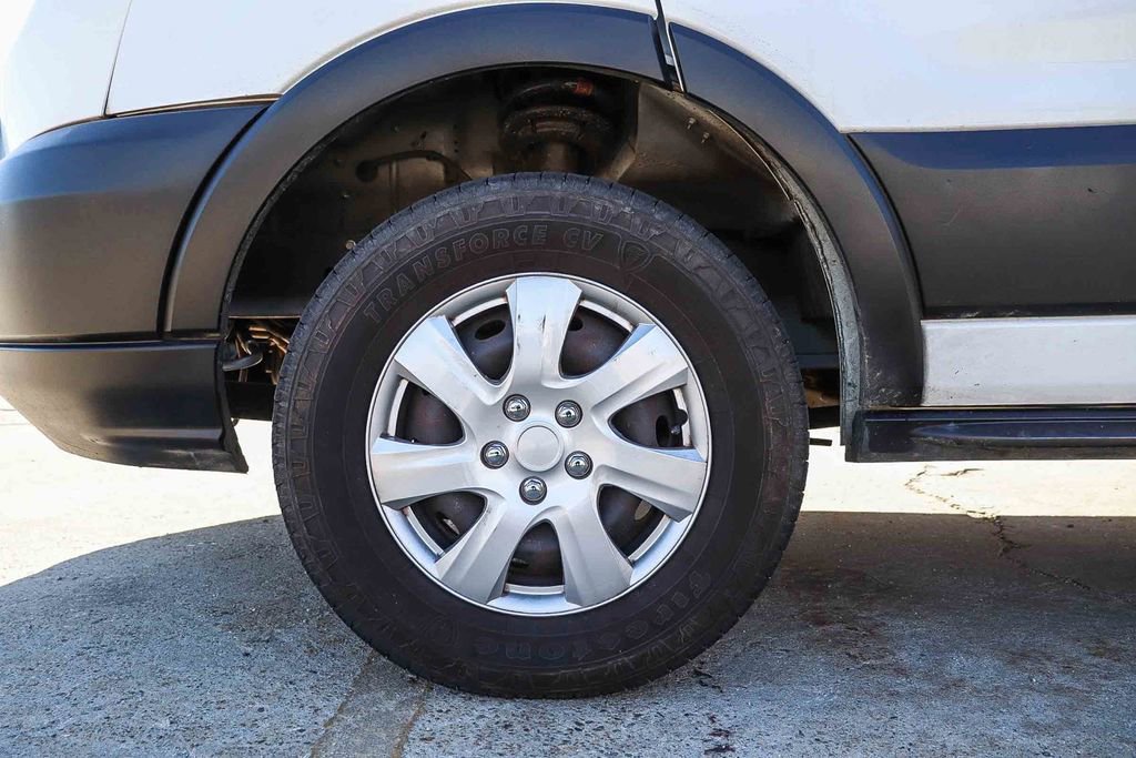 Used 2019 Ford Transit 250 130 Low Roof RWD image 13