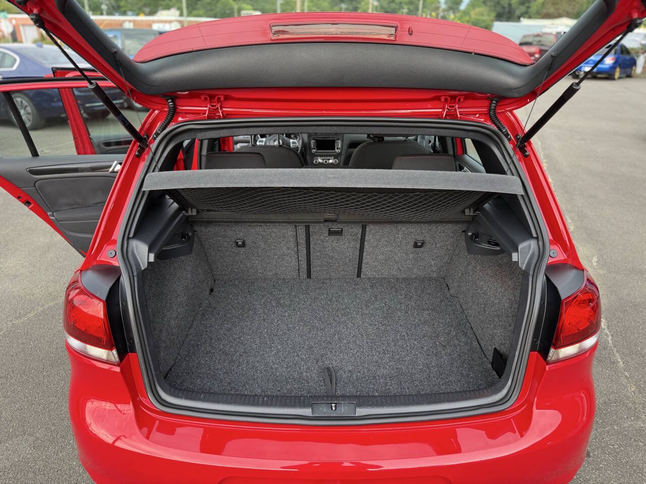 Used 2012 Volkswagen GTI 4-Door FWD image 16