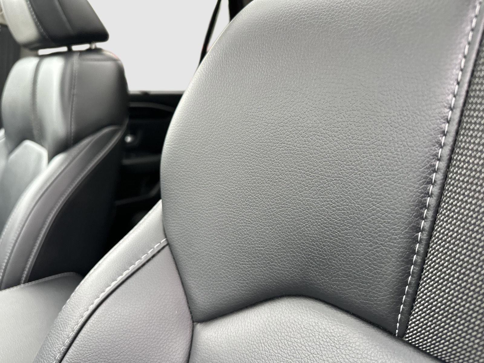 Certified 2025 Honda Pilot Touring image 34