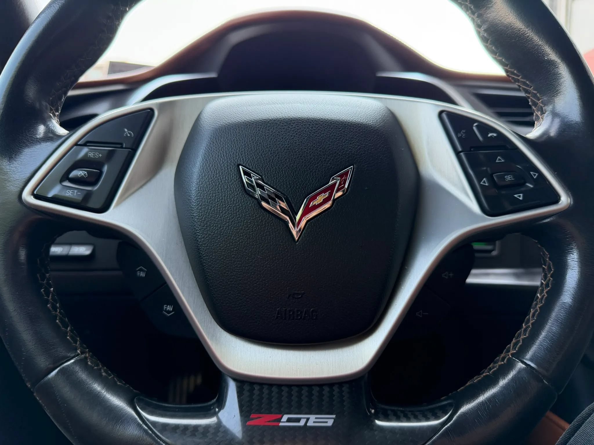 Used 2015 Chevrolet Corvette Z06 w/ 3LZ Preferred Equipment Group RWD image 13