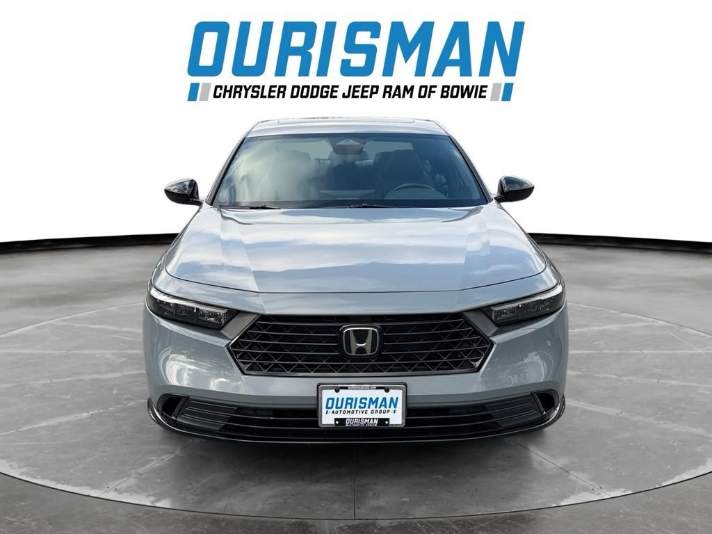 Used 2023 Honda Accord Sport image 8