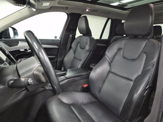 Used 2022 Volvo XC90 T5 Momentum w/ Climate Package AWD/4WD image 22