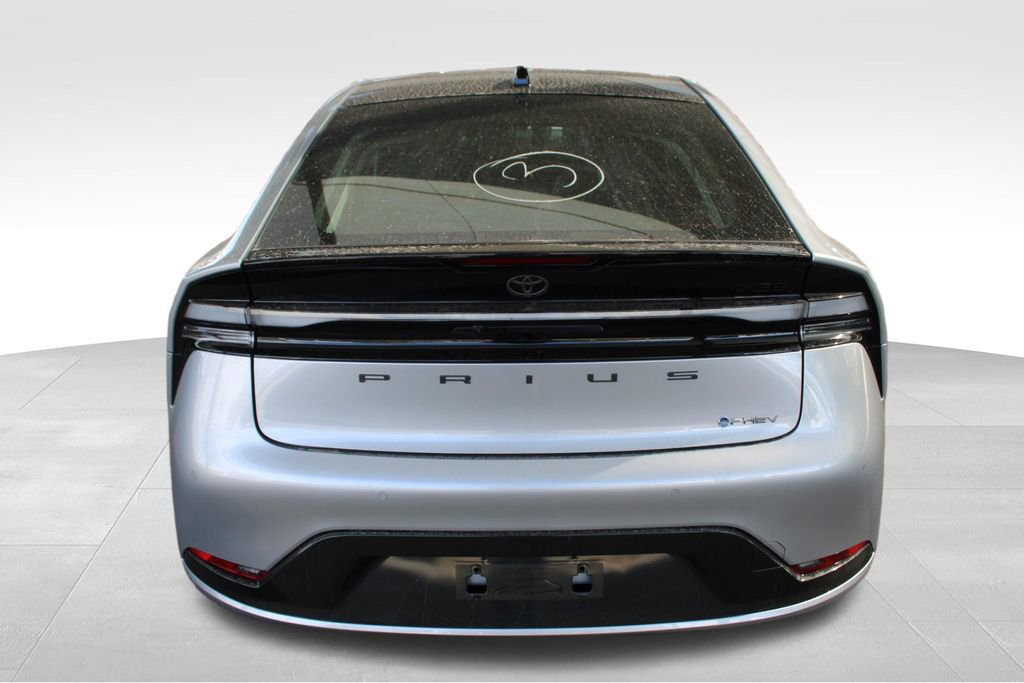 New 2026 Toyota Prius Plug-In Hybrid FWD image 13