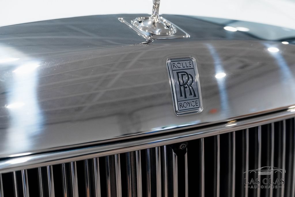 Used 2024 Rolls-Royce Phantom Sedan RWD image 15