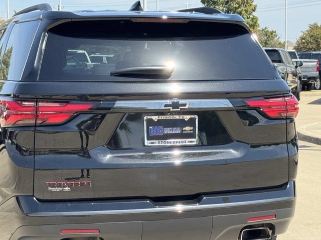 Used 2023 Chevrolet Traverse Premier w/ Redline Edition FWD image 8